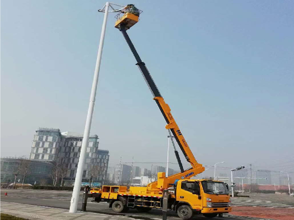 青岛租高空车